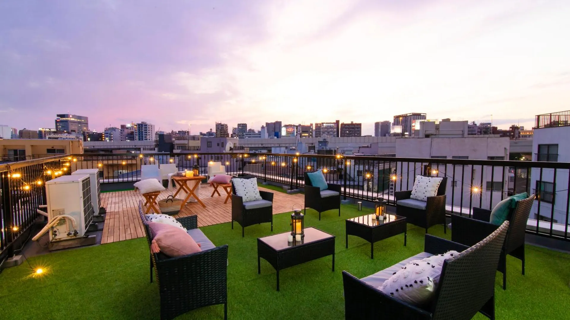 Meee Asakusa3F4F 浅草徒歩3分 140平米max22名 無料駐車場 屋上絶景 渋谷直通 Tokyo Apartment